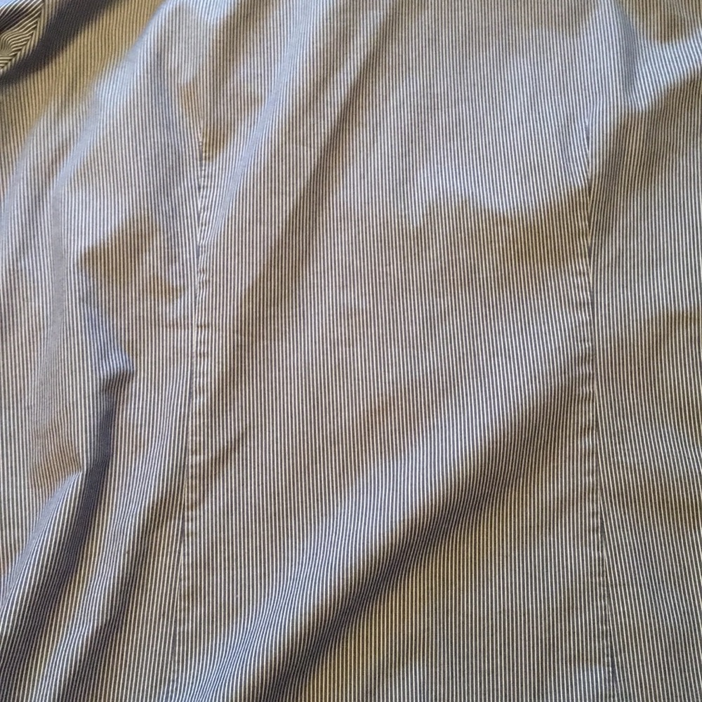 EUC Worthington blue and white pinstripe blouse - Picture 7 of 13